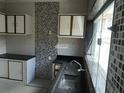 Casa com 4 Quartos à venda, 324m² no Fabrício, Uberaba
