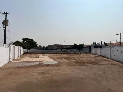 Lote/Terreno com 1 Quarto à venda, 3026m² no São Benedito, Uberaba