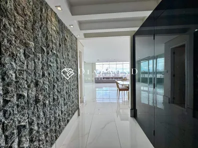 Cobertura com 5 Quartos à venda, 300m² no Osvaldo Rezende, Uberlândia