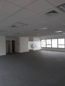 Sala Comercial para alugar, 93m² no Indianópolis, São Paulo