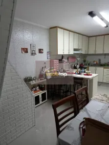 Sobrado com 2 Quartos à venda, 275m² no Vila Paranaguá, São Paulo