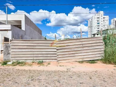 Lote/Terreno à venda, 274m² no Planalto, Divinópolis