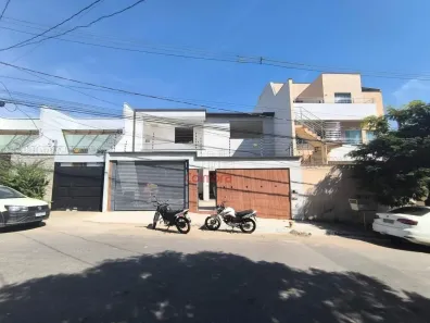 Casa com 1 Quarto à venda, 250m² no Castanheiras, Governador Valadares