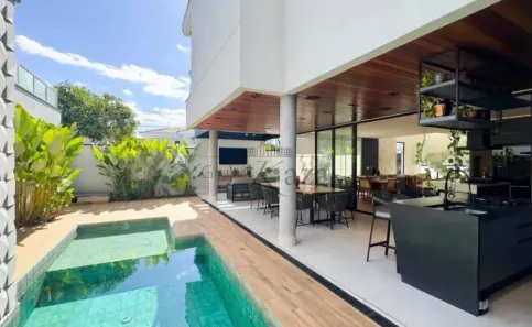 Casa de Condomínio com 4 Quartos à venda, 307m² no Urbanova VII, São José dos Campos