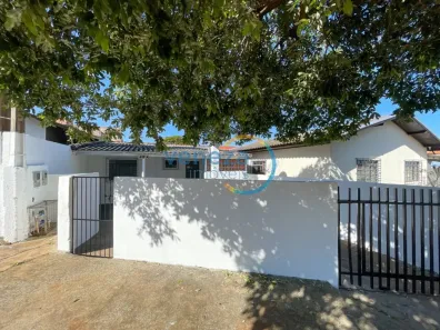 Casa com 1 Quarto para alugar, 22m² no Cafezal, Londrina