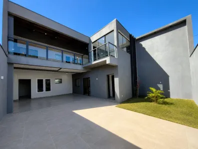 Sobrado com 3 Quartos à venda, 176m² no Jardim Novo Cambuí, Hortolândia