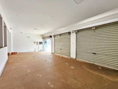 Imóvel Comercial à venda, 176m² no Vila Seixas, Ribeirão Preto