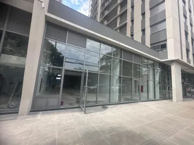 Ponto Comercial para alugar, 186m² no Indianópolis, São Paulo