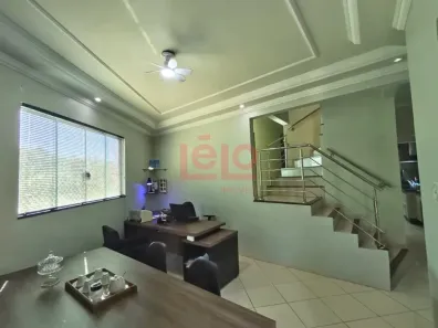 Sobrado com 4 Quartos à venda, 295m² no Jardim Dourados, Maringá