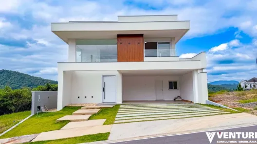 Casa com 3 Quartos à venda, 284m² no Ponta Aguda, Blumenau