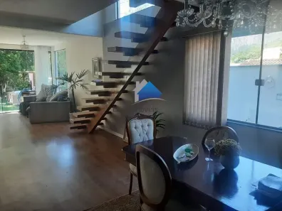 Casa com 3 Quartos à venda, 500m² no Cônego, Nova Friburgo