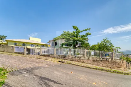 Casa com 4 Quartos à venda, 202m² no Oficinas, Tubarão