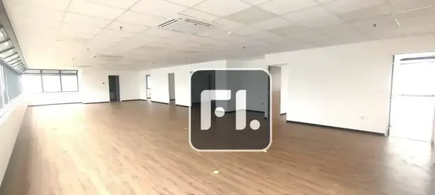 Sala Comercial para venda ou aluguel, 100m² no Cidade Monções, São Paulo