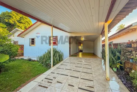 Casa com 3 Quartos à venda, 155m² no Vila Pioneiro, Toledo