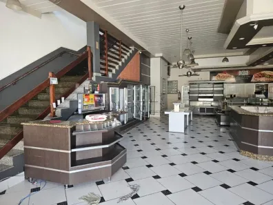 Prédio Comercial para alugar, 377m² no Jardim dos Oliveiras, Campinas
