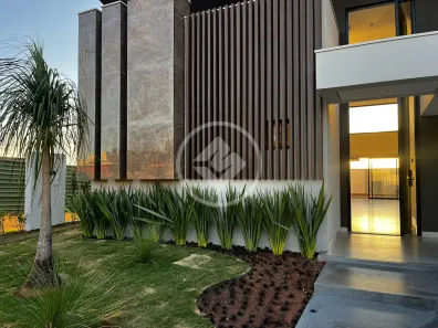 Casa de Condomínio com 3 Quartos à venda, 250m² no Granja Marileusa, Uberlândia