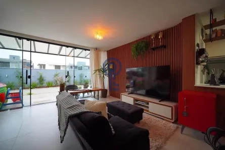 Casa com 4 Quartos para alugar, 260m² no São João do Rio Vermelho, Florianópolis