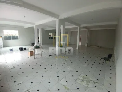 Ponto Comercial para alugar, 180m² no Cidade Praiana, Rio das Ostras