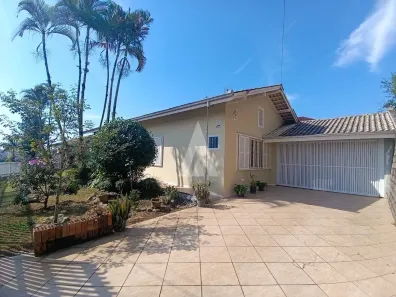 Casa com 3 Quartos à venda, 185m² no Costa e Silva, Joinville
