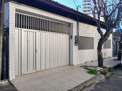 Casa com 4 Quartos para alugar, 350m² no Aldeota, Fortaleza