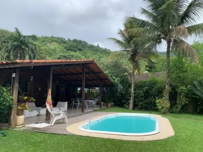 Casa com 5 Quartos à venda, 300m² no Mangaratiba, Mangaratiba