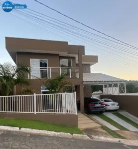 Casa de Condomínio com 4 Quartos para alugar, 250m² no Loteamento Villa Di Roma, São Roque