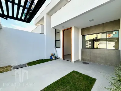 Casa com 2 Quartos à venda, 75m² no Lagoa, Macaé
