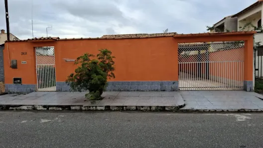 Casa com 3 Quartos à venda, 200m² no Jardim do Sol, Resende