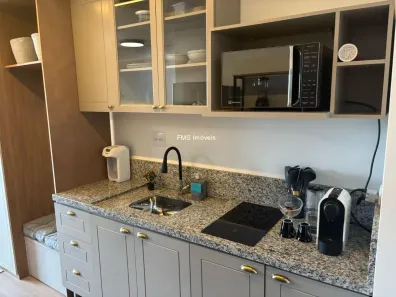 Apartamento com 1 Quarto para alugar, 24m² no Santo Amaro, São Paulo