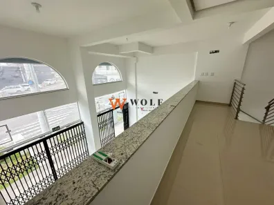 Ponto Comercial para alugar, 52m² no Barreiros, São José