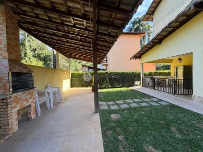 Casa com 4 Quartos à venda, 171m² no Cascata do Imbuí, Teresópolis
