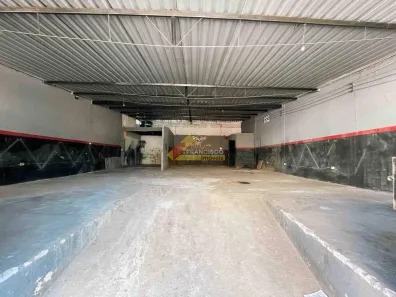 Galpão/Depósito/Armazém para alugar, 151m² no Serra Verde, Divinópolis