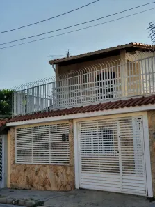 Casa com 2 Quartos à venda, 180m² no Jardim Rosa de Franca, Guarulhos