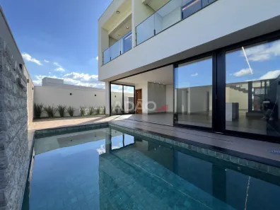 Sobrado com 4 Quartos à venda, 271m² no Jardins Parma, Senador Canedo