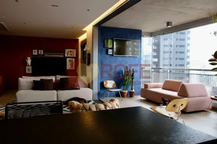 Apartamento com 3 Quartos à venda, 167m² no Jardim das Acácias, São Paulo