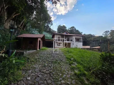 Casa de Condomínio com 4 Quartos à venda, 346m² no Parque Primavera, Carapicuíba