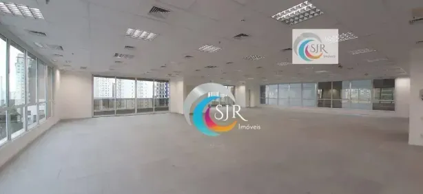 Sala Comercial para alugar, 690m² no Vila Uberabinha, São Paulo
