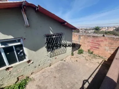Casa com 2 Quartos à venda, 60m² no Bom Retiro, Betim