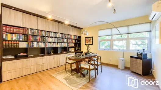 Sala Comercial à venda, 72m² no Rio Branco, Porto Alegre