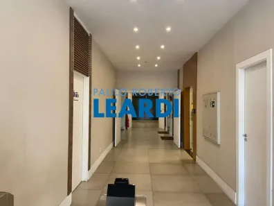 Sala Comercial para alugar, 240m² no Bela Vista, São Paulo