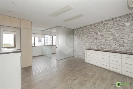 Sala Comercial à venda, 51m² no Petrópolis, Porto Alegre