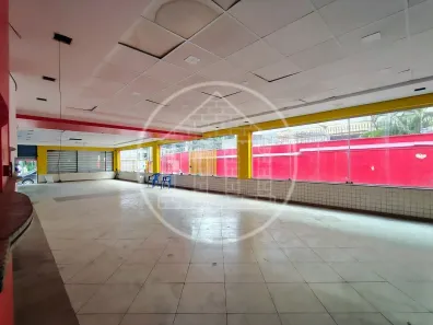 Galpão/Depósito/Armazém para alugar, 593m² no Santo Amaro, São Paulo