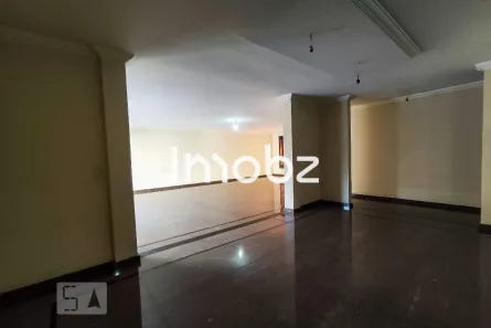 Casa com 6 Quartos à venda, 800m² no Jardim Leonor, São Paulo