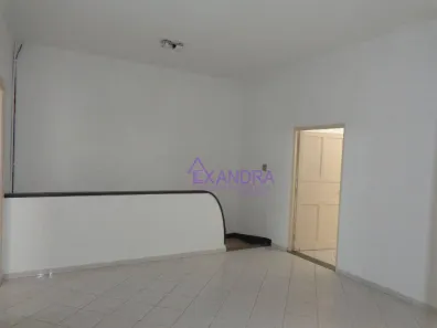 Sobrado com 2 Quartos para alugar, 50m² no Vila Firmiano Pinto, São Paulo
