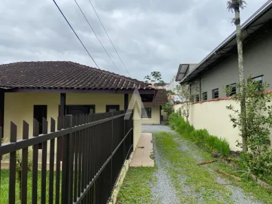 Lote/Terreno à venda, 1050m² no Floresta, Joinville