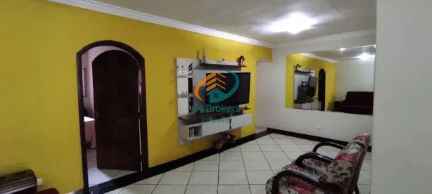 Casa com 3 Quartos à venda, 156m² no Parque Santo Antônio, Guarulhos