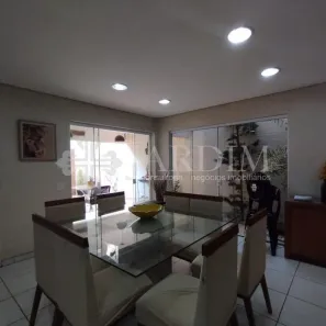 Sobrado com 3 Quartos à venda, 150m² no Jardim Caxambu, Piracicaba