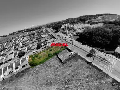 Lote/Terreno à venda, 140m² no Vila Monterrey, São José dos Campos
