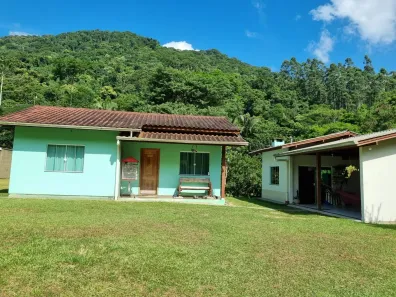 Fazenda/Sítio com 2 Quartos à venda, 2500m² no Área Rural de Camboriú, Camboriú
