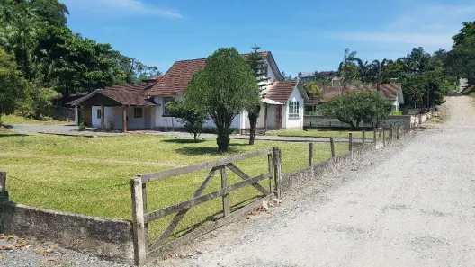 Lote/Terreno à venda, 1696m² no Floresta, Joinville